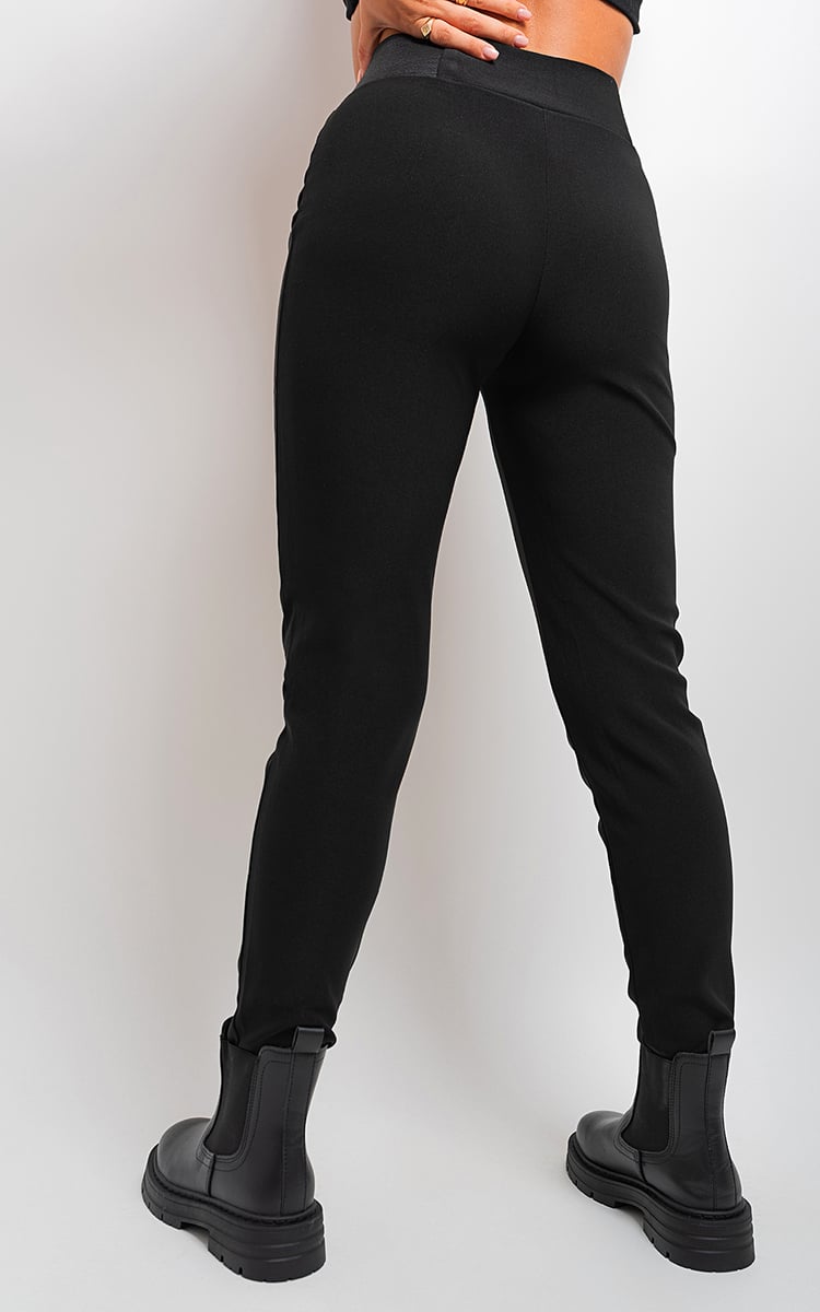 Elastic Waist Button Detail Leggings