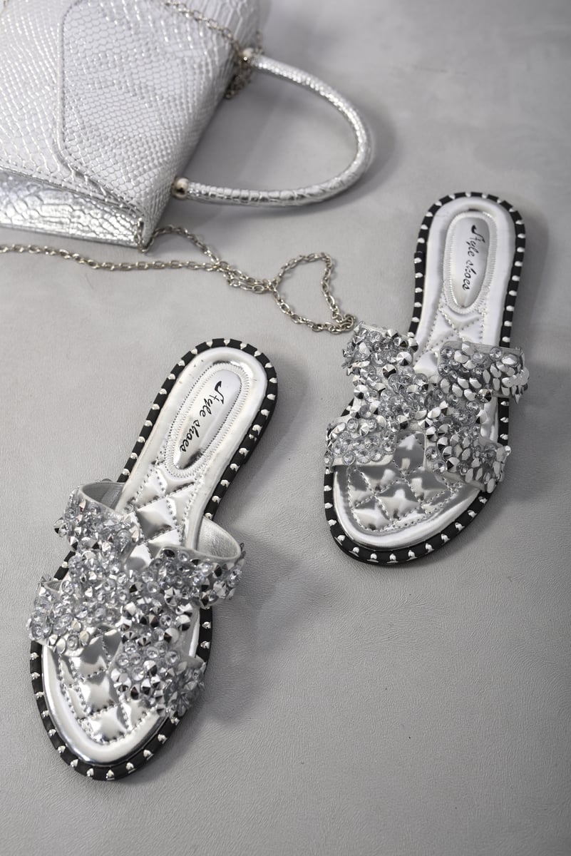 Open Toe Jewelled Flat Sandals